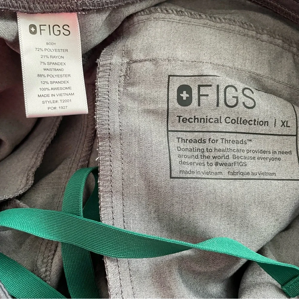 Men’s FIGS Axim Cargo Scrub Pants Graphite 1927 Size XL
